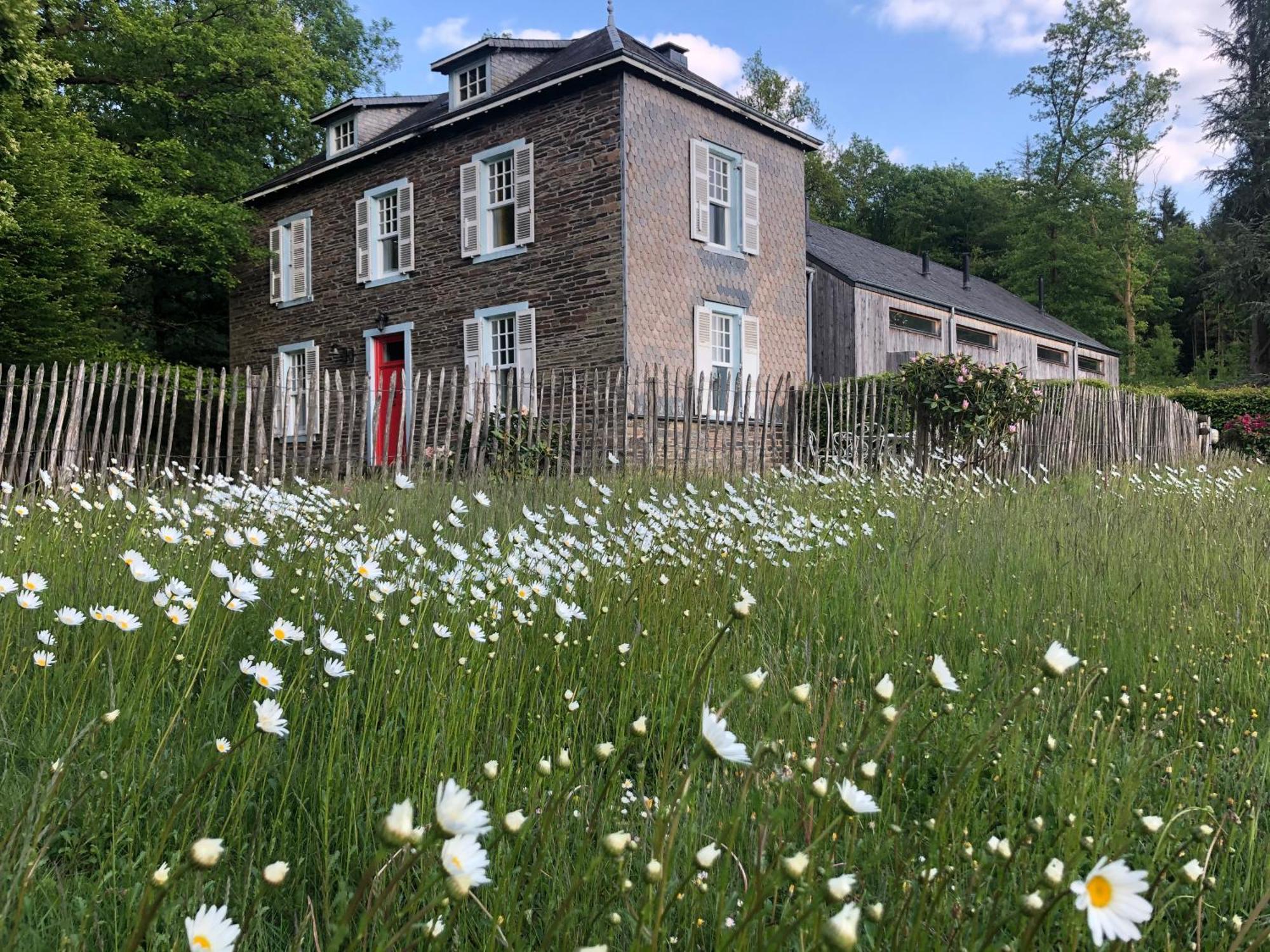 Holiday home Domaine De L'ardoisiere Alle